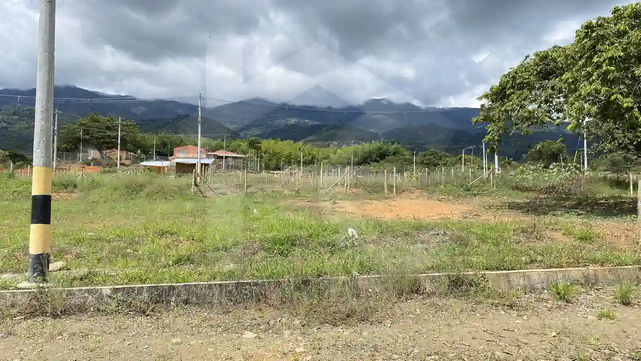 Portales de San Isidro lote #30